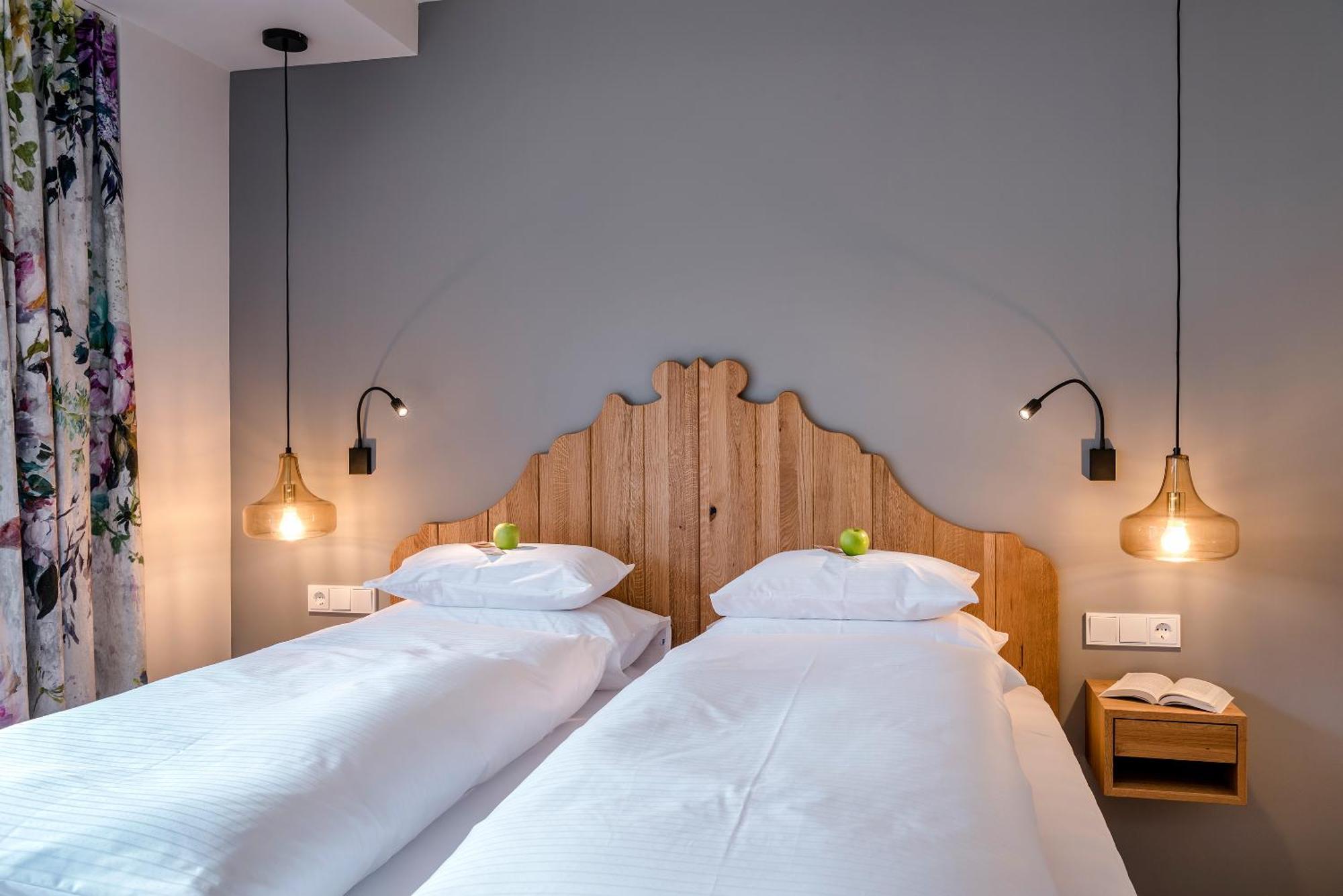 Hotel Staefeli Lech am Arlberg Rom bilde